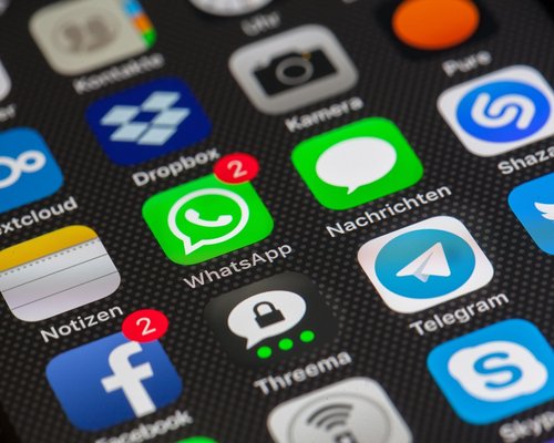 Building Communities Through Social Gaming